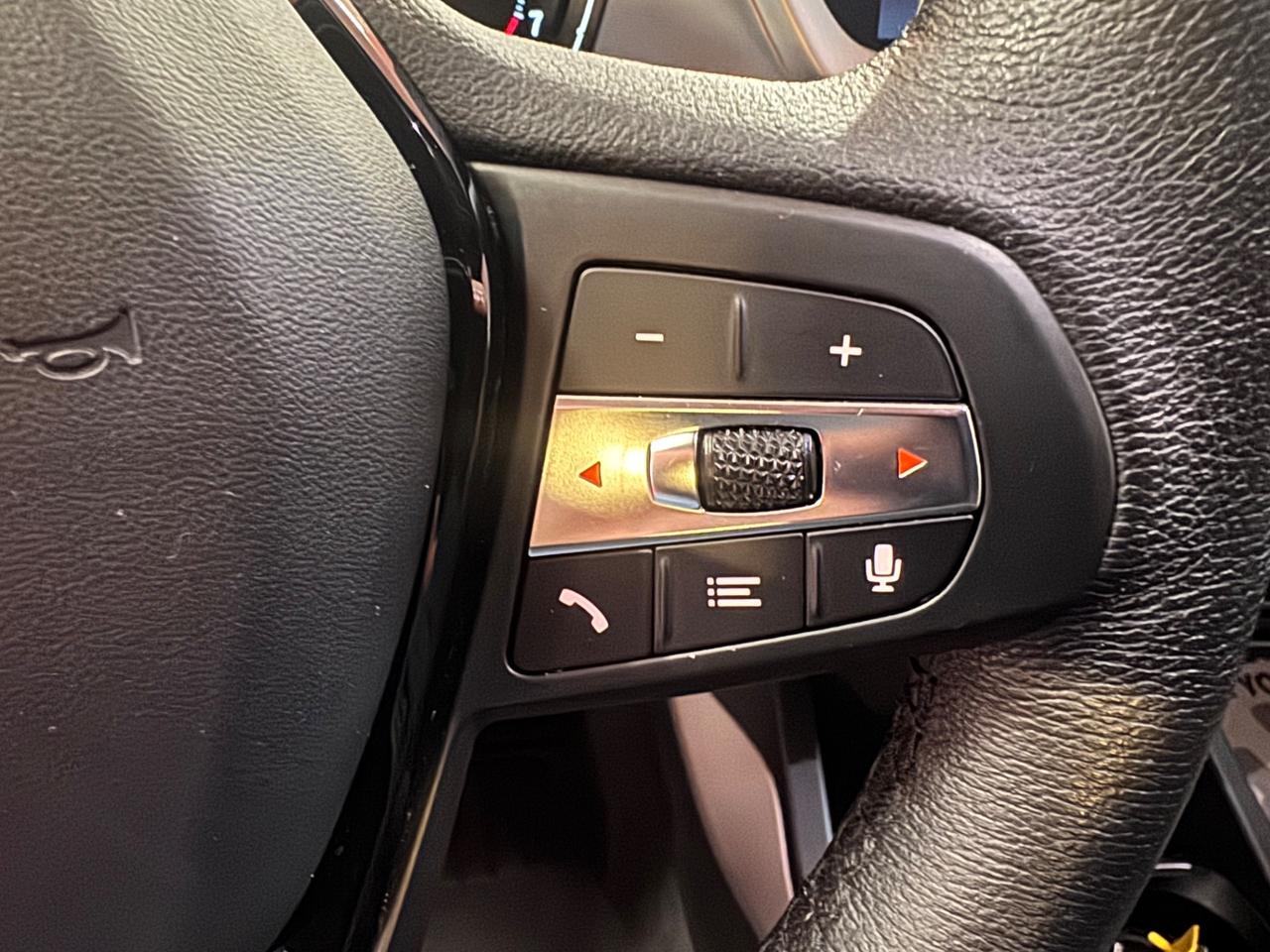 Bmw 118 118i 5p. Business Advantage