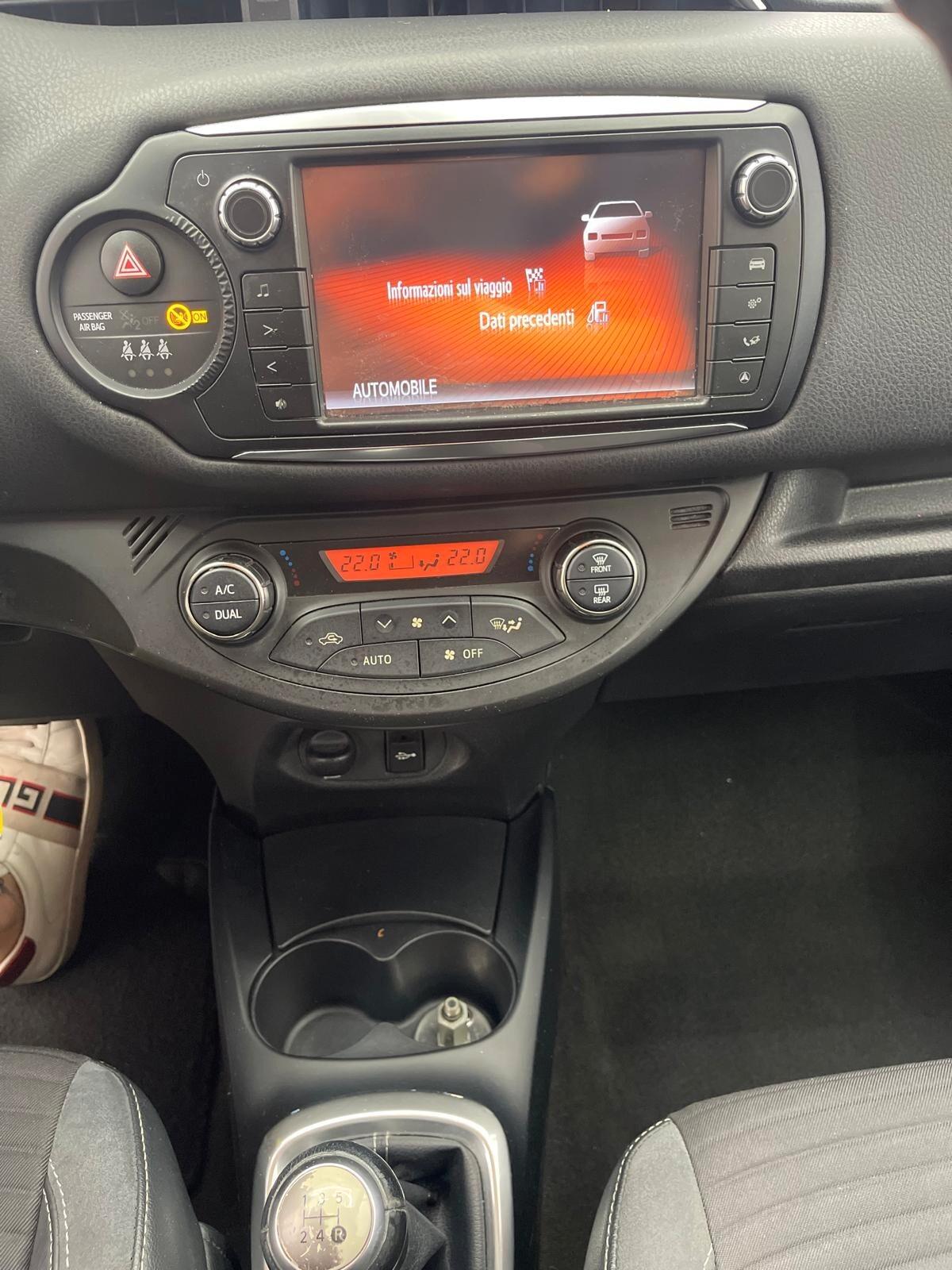 Toyota Yaris 1.0 5 porte GPL RETROCAMERA PRONTA CONSEGNA FINANZIBILE SENZA BUSTA PAGA