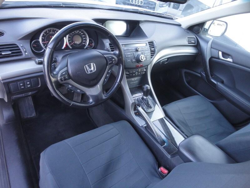 HONDA Accord 8ª serie Accord 2.4 i-VTEC aut. T...