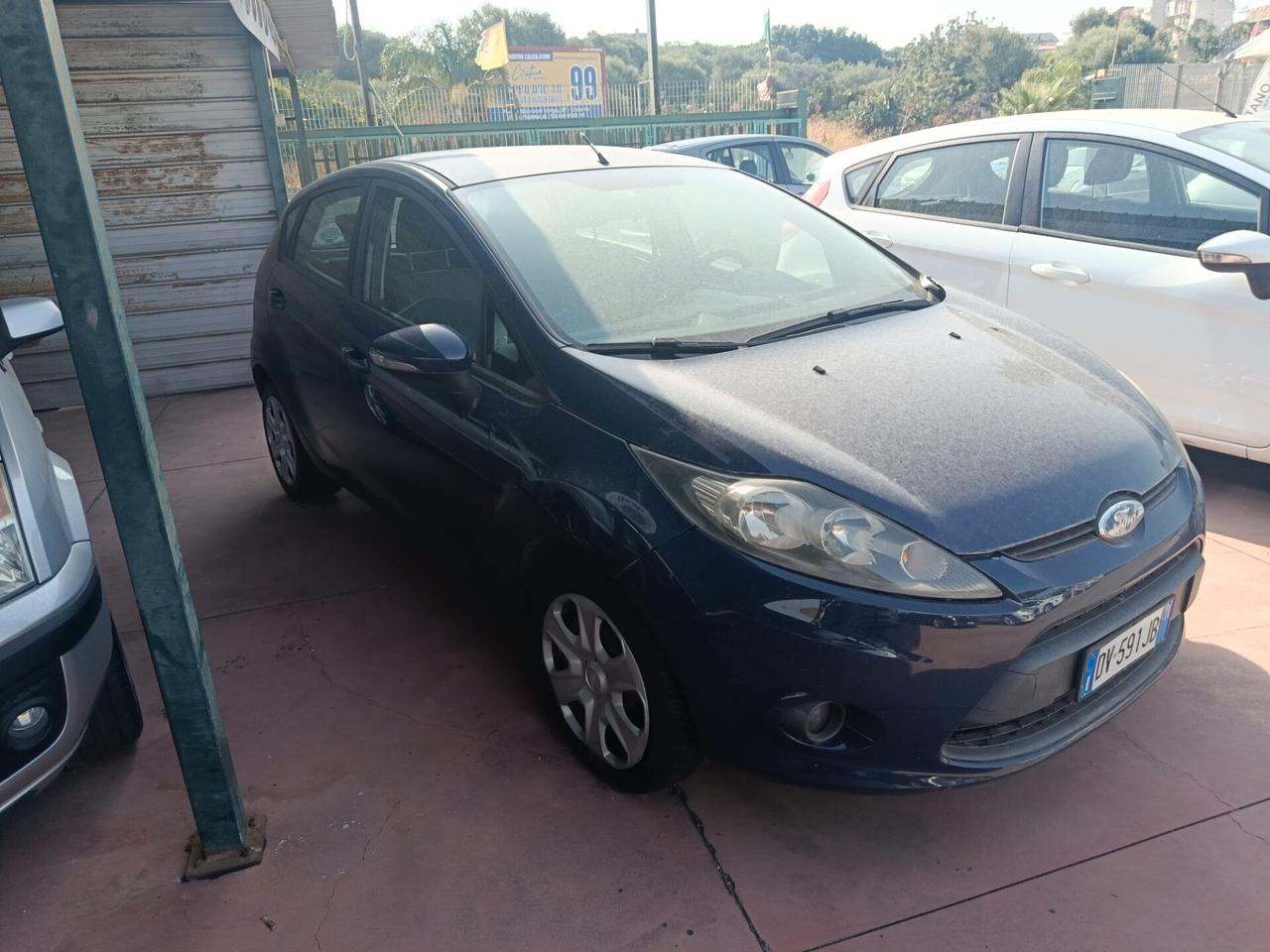 Ford Fiesta 1.6 TDCi 90CV 5 porte DPF Titanium