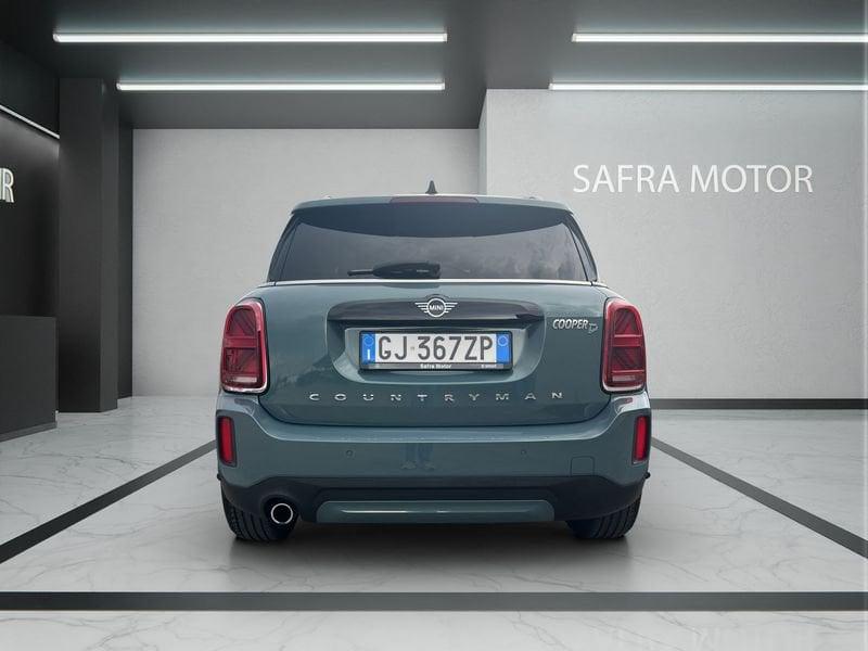 MINI Countryman Cooper D Essential automatica
