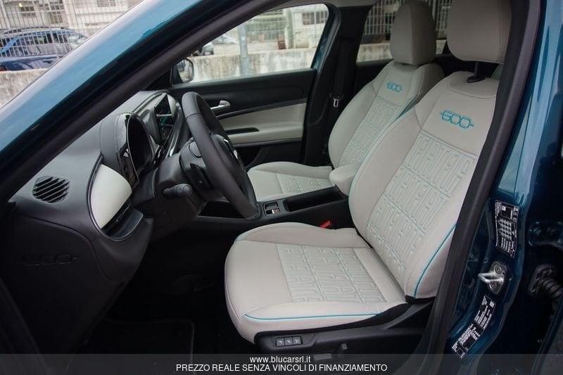 FIAT 600 600 Hybrid 100 CV DCT MHEV La Prima