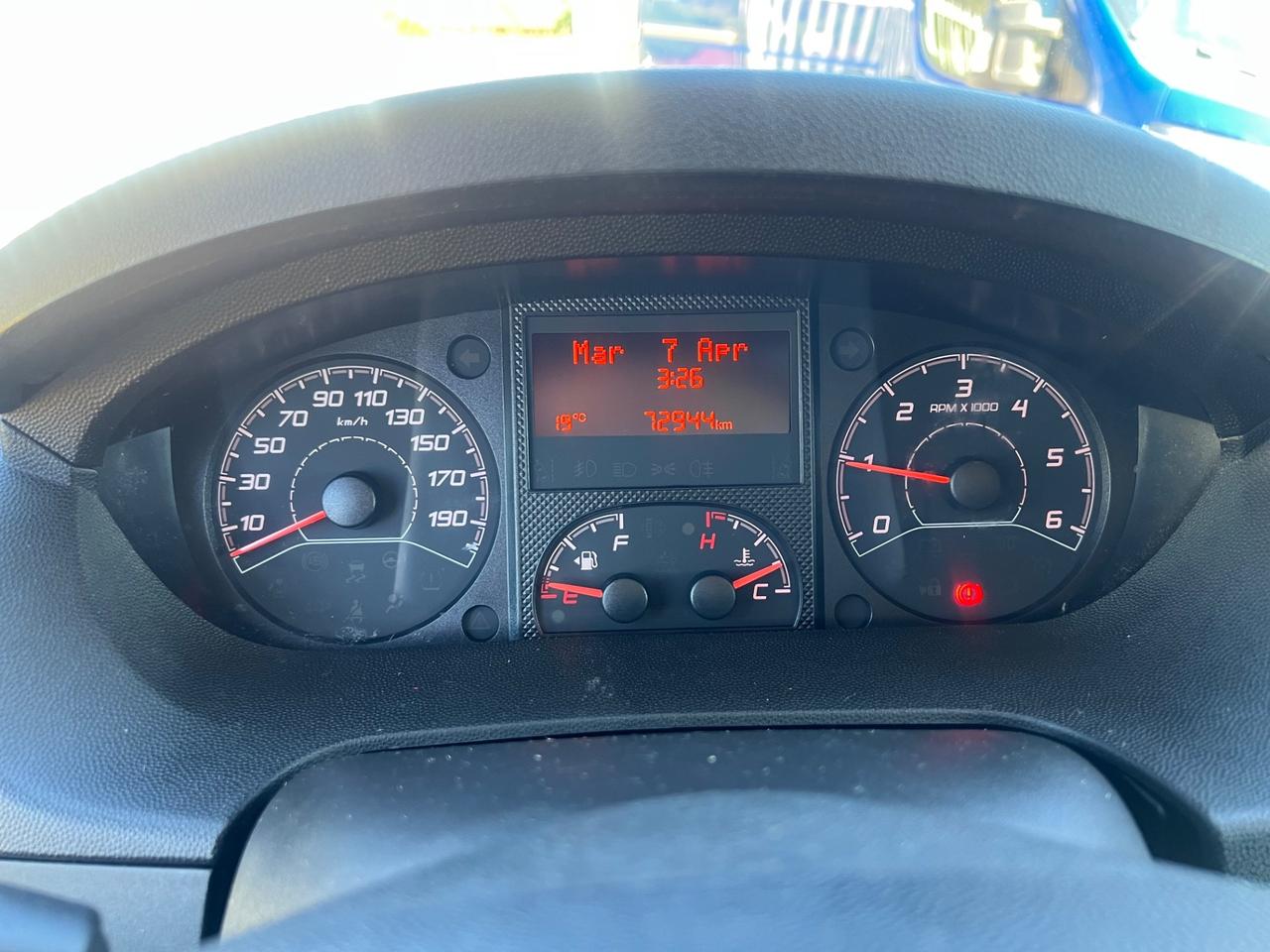 Peugeot Boxer 330 2.2 passo lungo