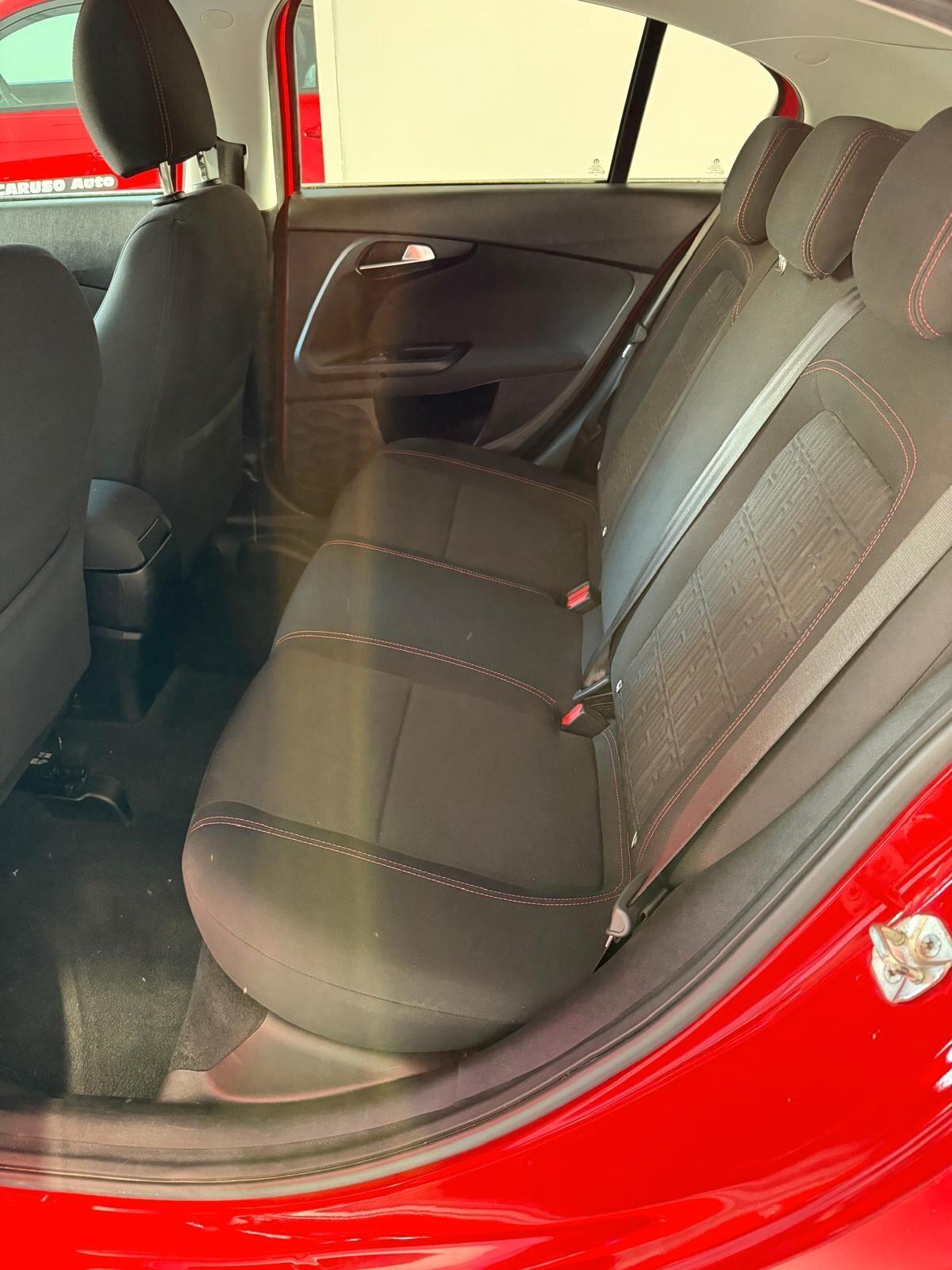 Fiat Tipo 1.5 HYBRID SW Cross 130CV