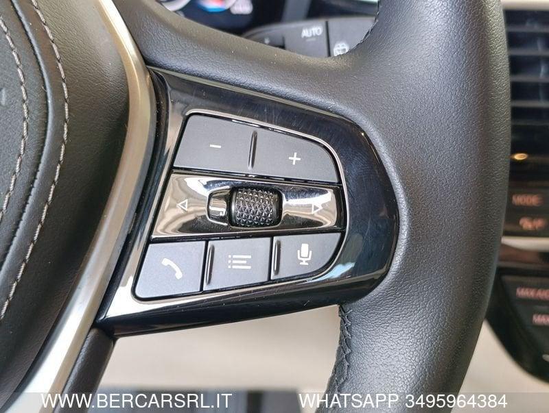 BMW Serie 5 520d 48V Touring Business*SEDILI RISCALDATI*TELECAMERA*PDC*FULL LED*GANCIO TRAINO*