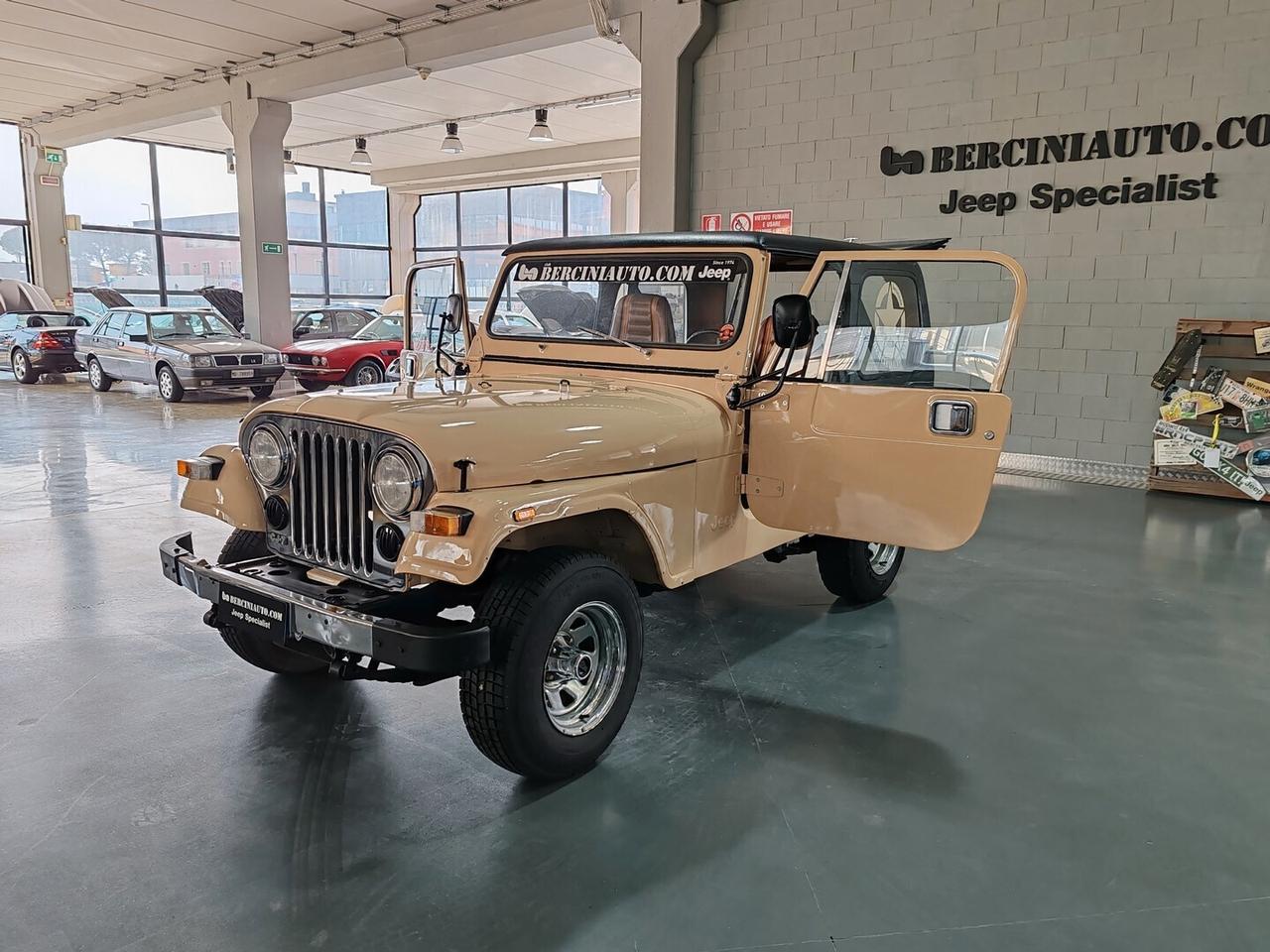 Jeep CJ-7 Laredo