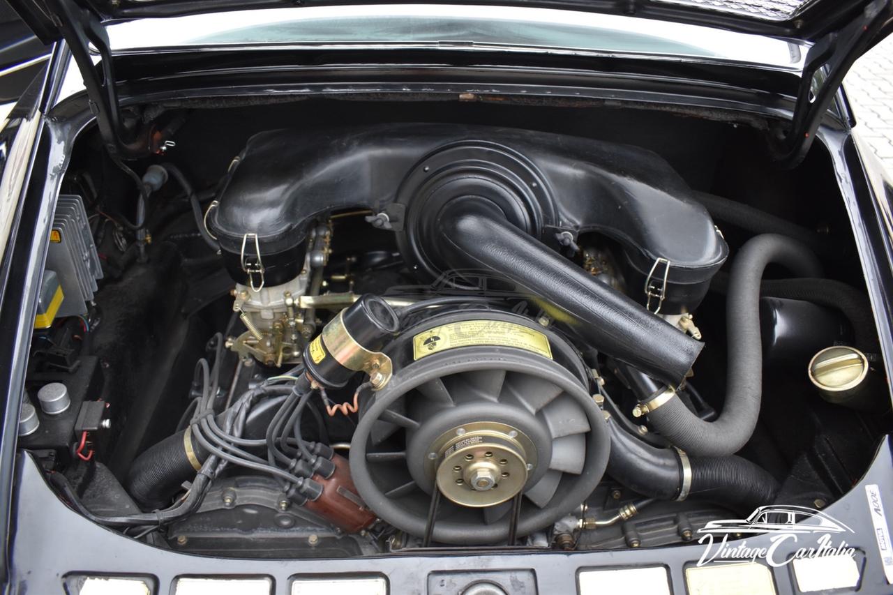 Porsche 911 2.2T