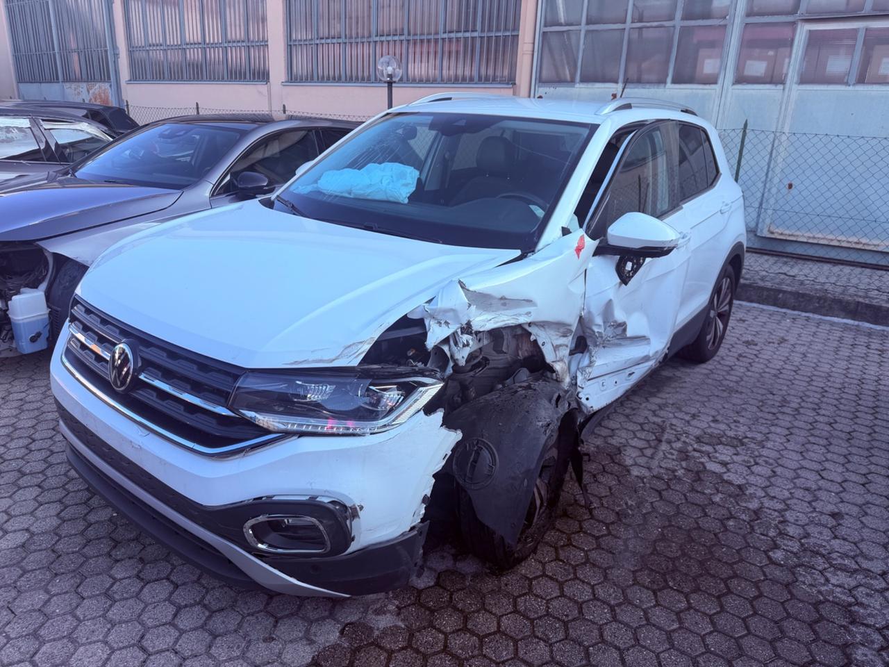 Volkswagen T-Cross 1.0 TSI INCIDENTATA