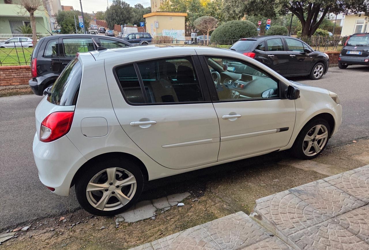 Renault Clio 1.5 dCi FULL-OPTIONAL
