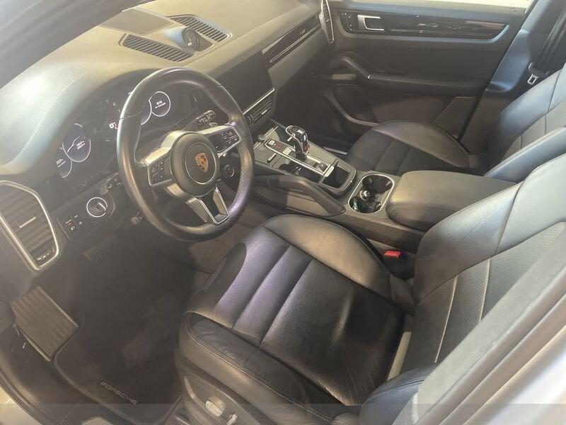 Porsche Cayenne III 2018 Benzina 3.0 e-hybrid tiptronic