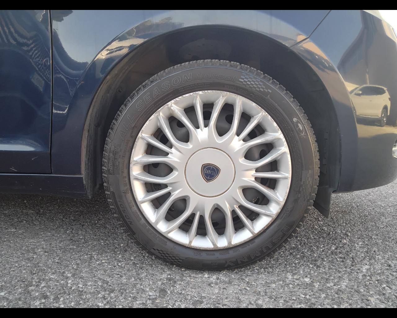 LANCIA Ypsilon III 2015 - Ypsilon 1.2 Gold 69cv my16