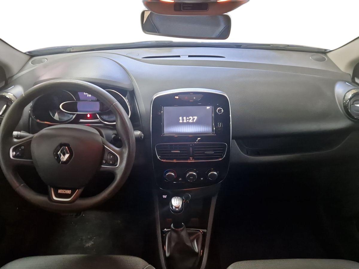 RENAULT Clio 0.9 tce Moschino Life 75cv