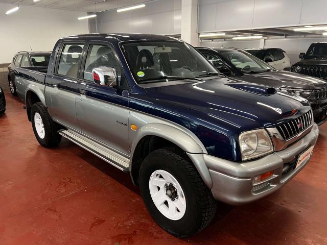 Mitsubishi L200 L200 d.cab 2.5 tdi GLS Target 4wd
