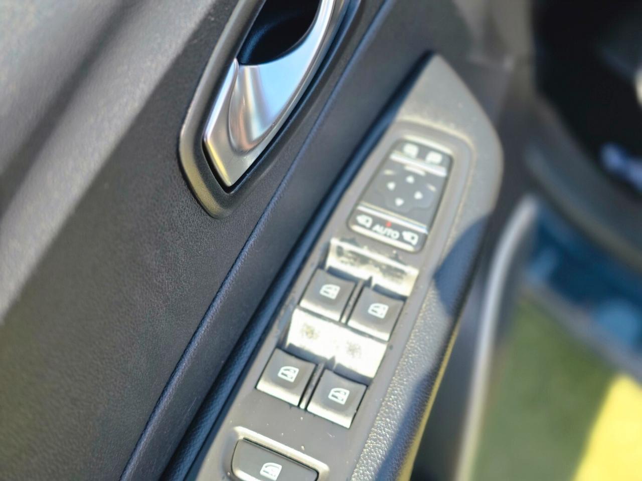 RENAULT CAPTUR 1.5 90CV UNIC PROP 85MILA KM - 2018