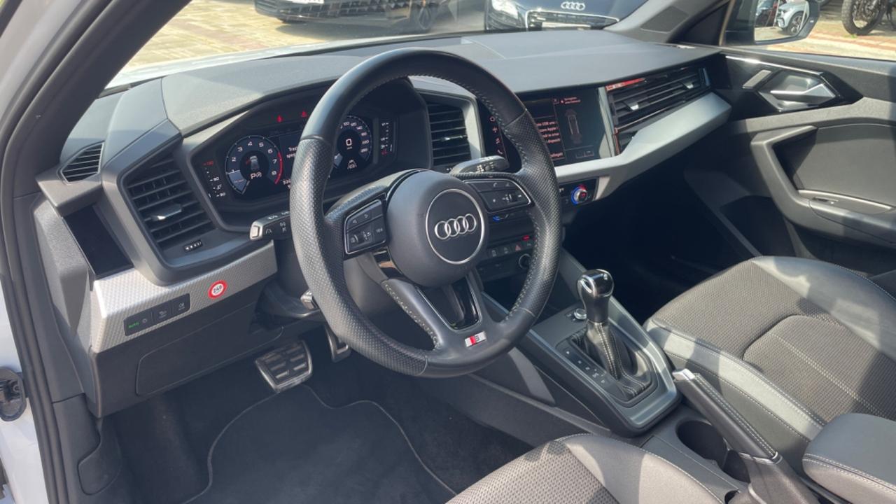 Audi A1 SPB 35 TFSI S tronic line edition