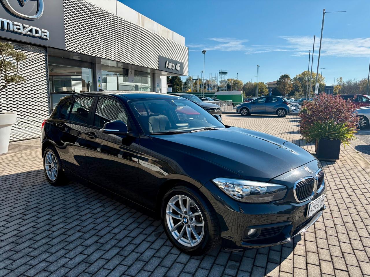 Bmw 118 Serie 1 - 118i 5p. 136cv Doppio treno di Cerchi / Gomme