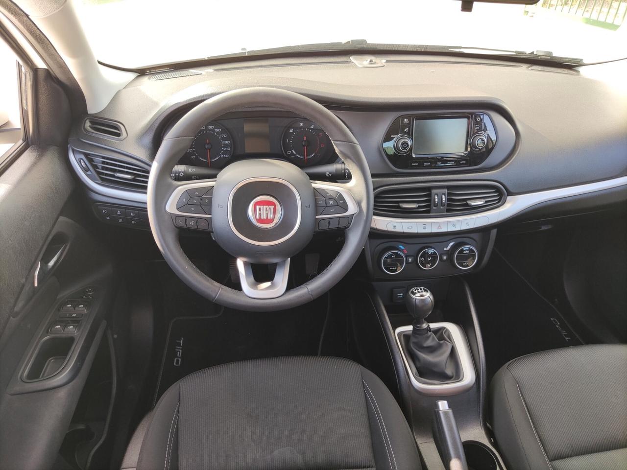 Fiat Tipo 1.6 Mjt 4 porte Easy