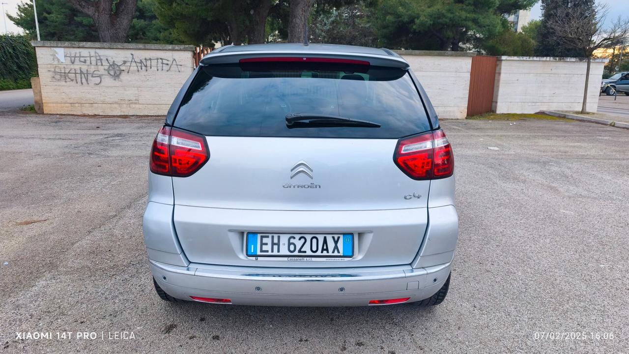 Citroen C4 Picasso 1.6 HDi 110 FAP Exclusive 2011