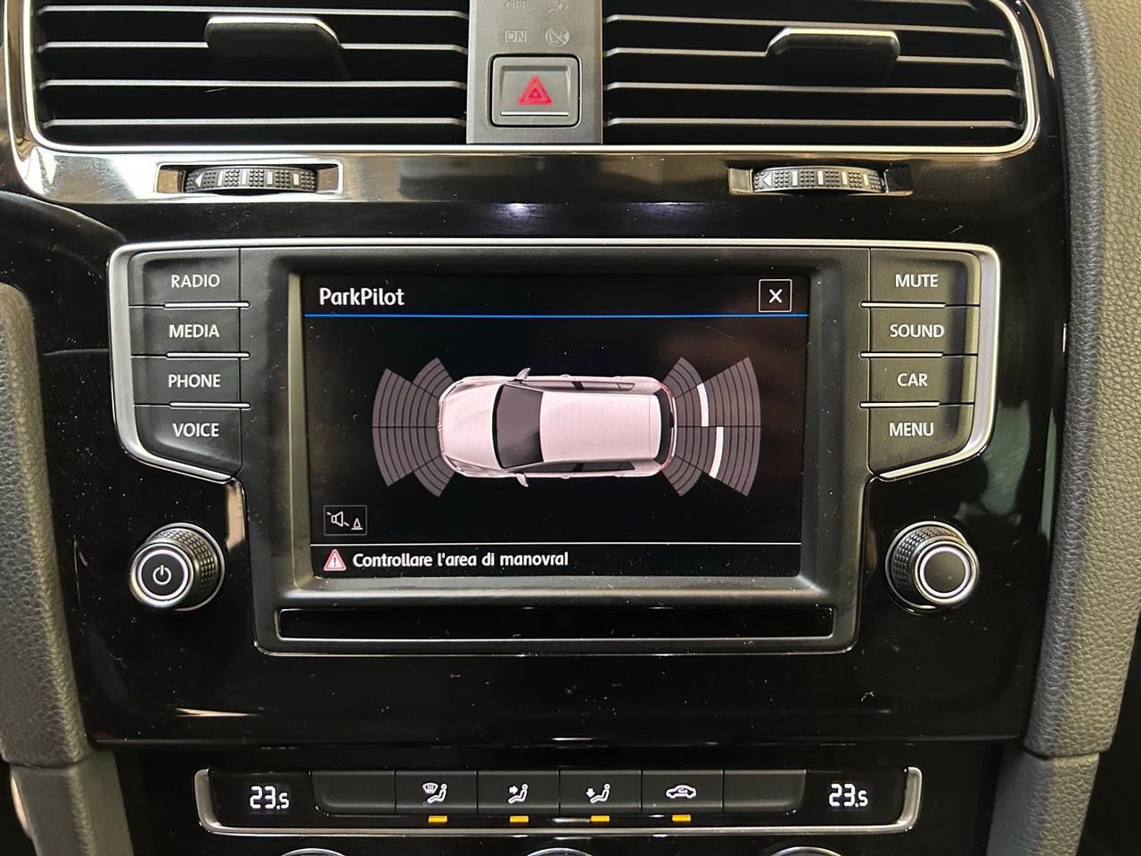 Volkswagen Golf 1.6 TDI 110 CV DSG 5p. R-LINE BlueMotion Technology