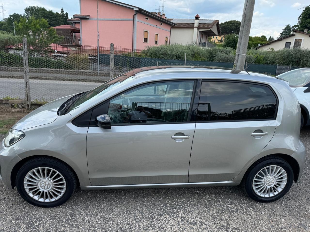 Volkswagen up! 1.0 75 CV 5p. high BlueMotion Technolog y ASG AUTOMATICA