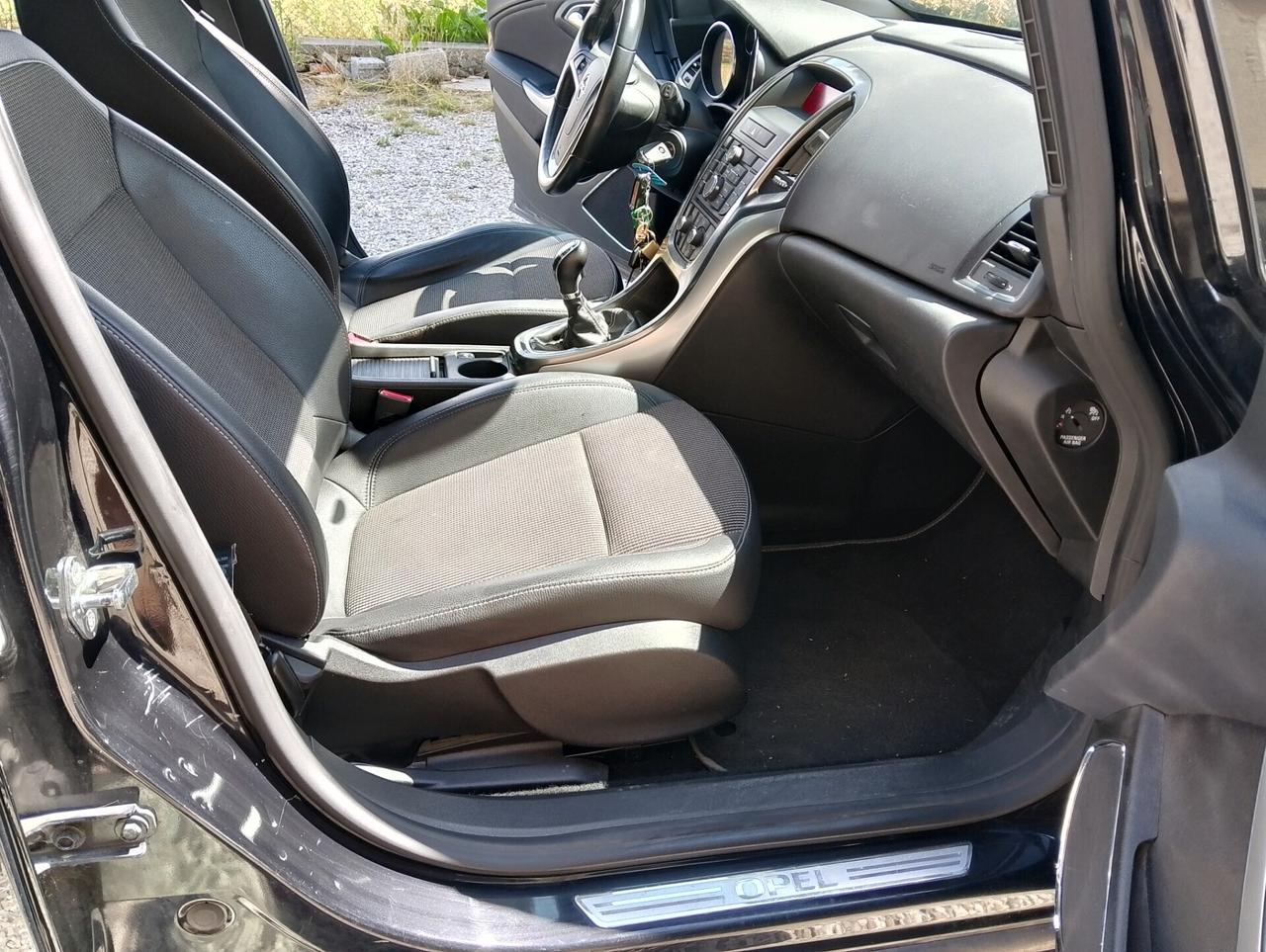 Opel Astra 1.7 CDTI tutta tagliandata Opel perfetta pari al nuovo unica proprietaria