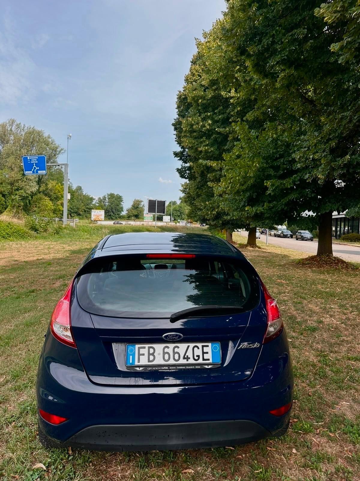 Ford Fiesta 1.5 TDCi 75CV 5 porte Black & White Edition