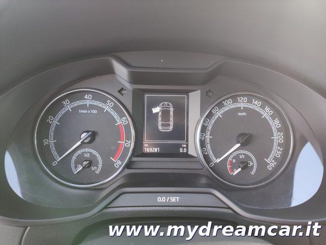 SKODA Octavia 1.5 DSG Wagon Ambition G-Tec