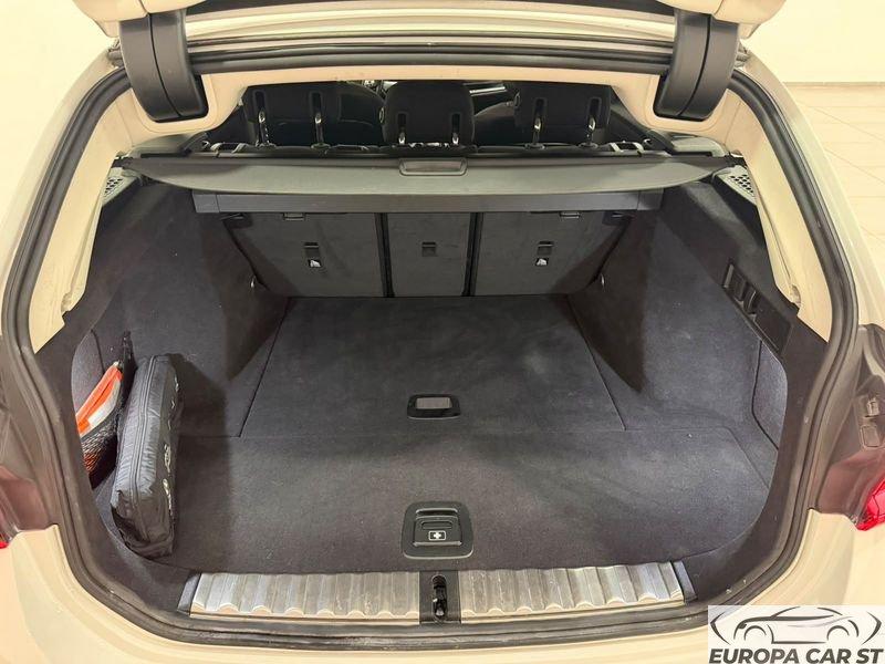 BMW Serie 3 318d 48V Touring auto mhev