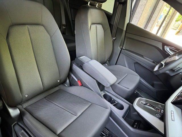 AUDI Q4 e-tron Q4 35 e-tron Business Advanced