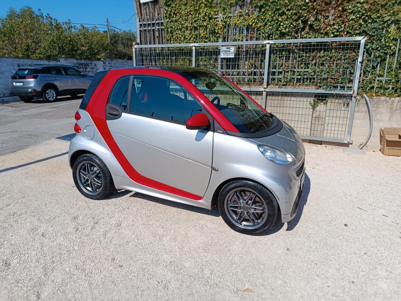 Smart ForTwo 1000 52 kW MHD coupé passion