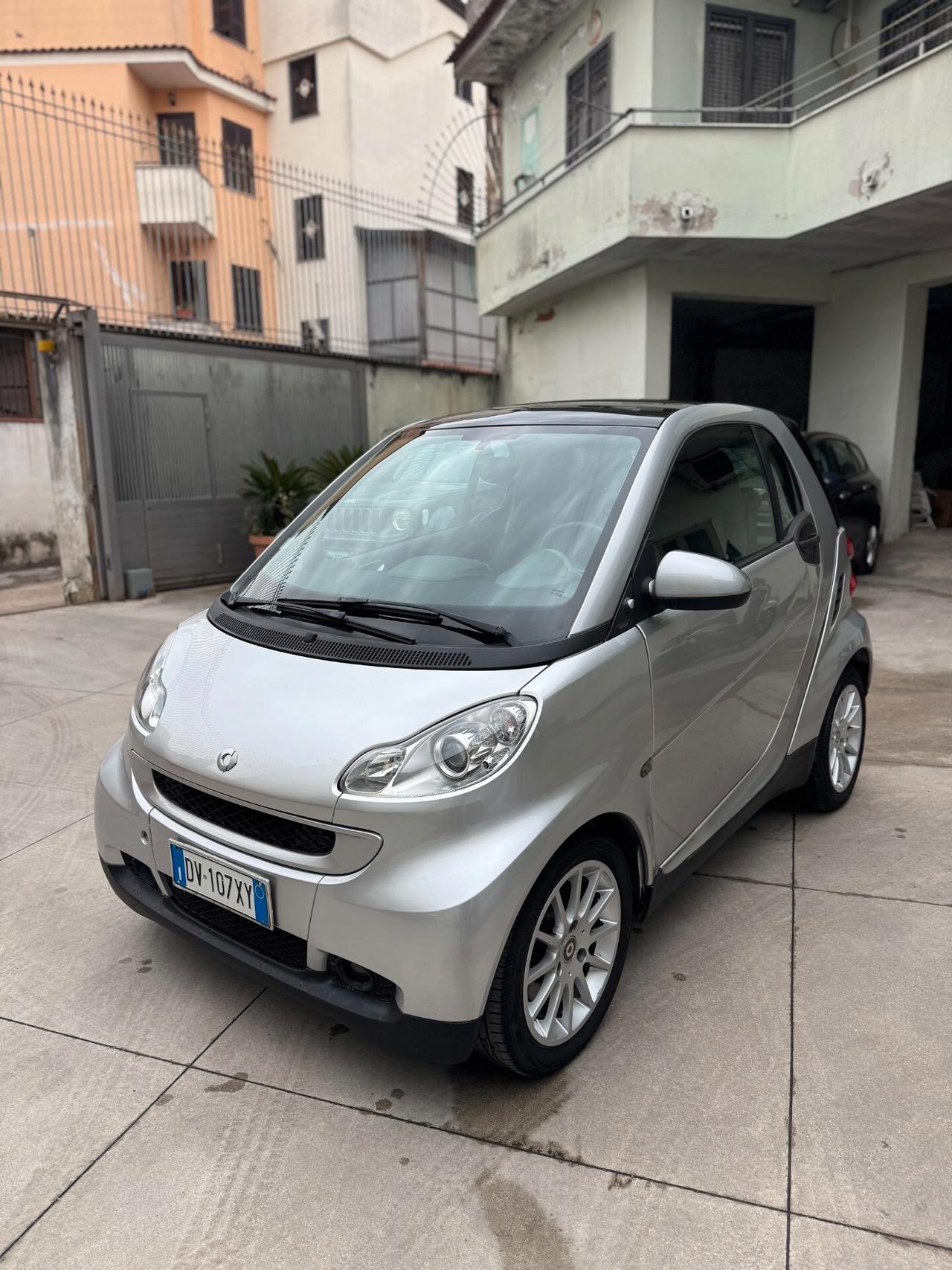 Smart ForTwo 1000 52 kW coupé pure