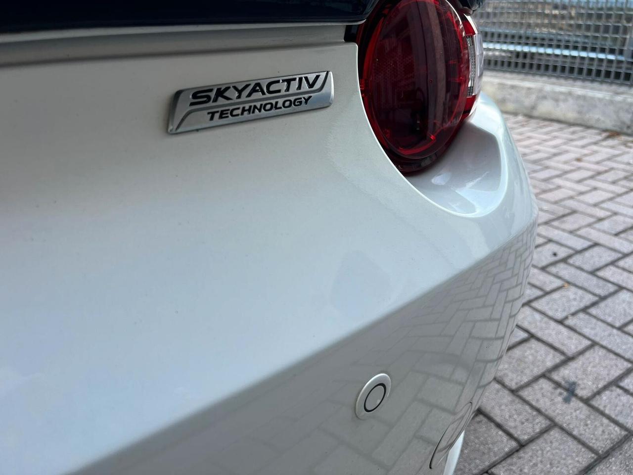 Mazda MX-5 2.0L Skyactiv-G Sport