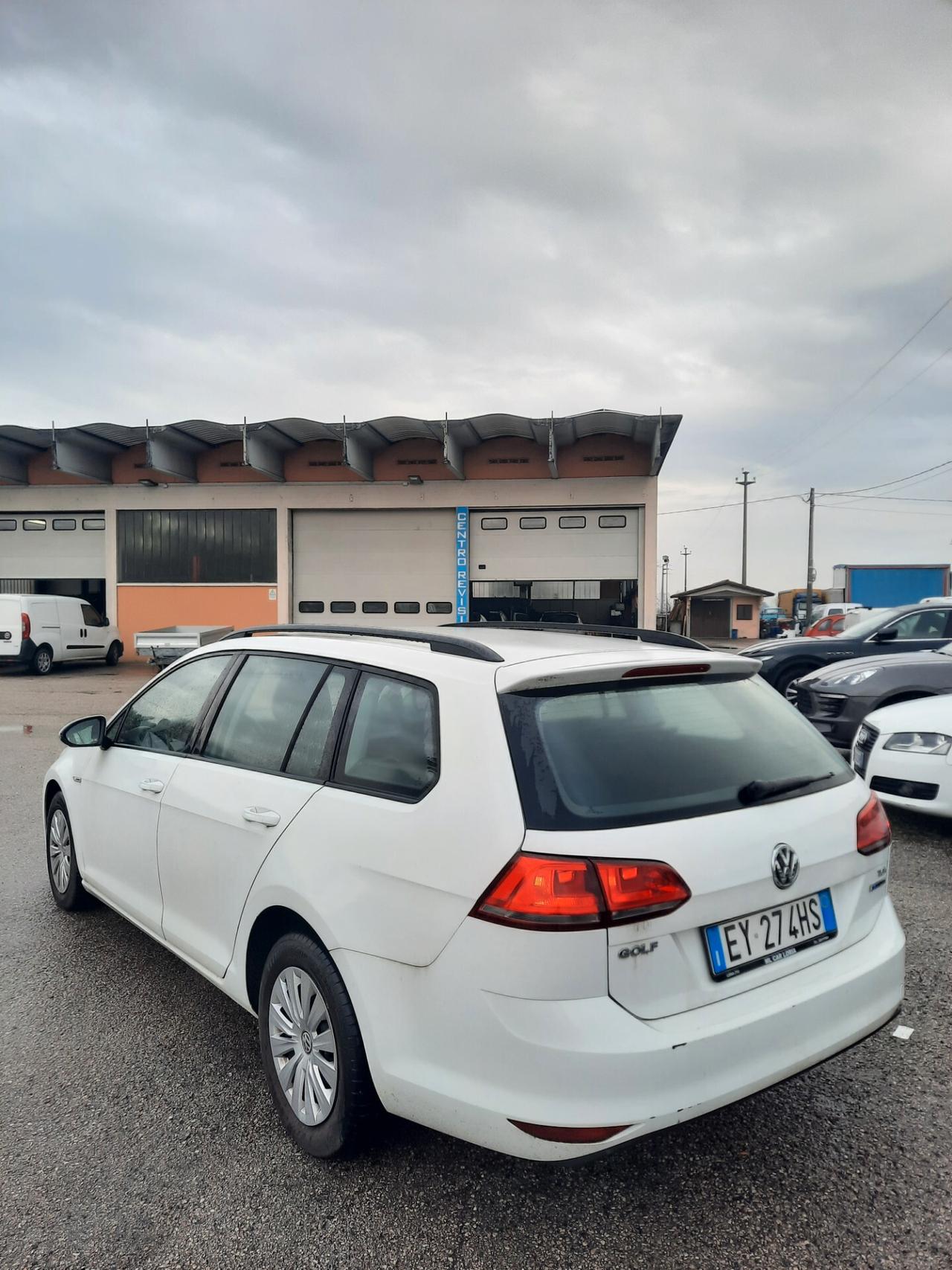 Volkswagen Golf Variant 1.4 TGI OK NEOPATENTATI