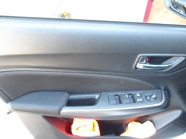 SUZUKI Swift 1.2 Hybrid Top 16.400 KM UNIPROPRIETARIO