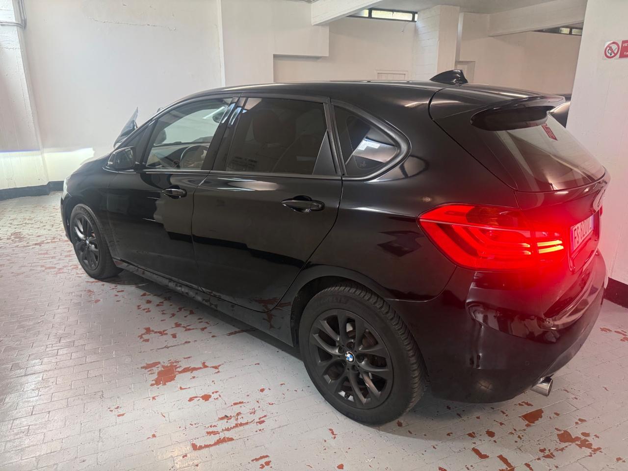 Bmw 2er Active Tourer 218d Sport