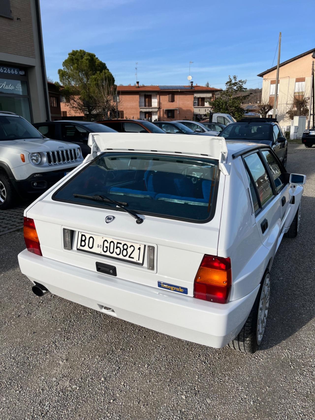 Lancia Delta 2.0i.e. turbo cat HF integrale