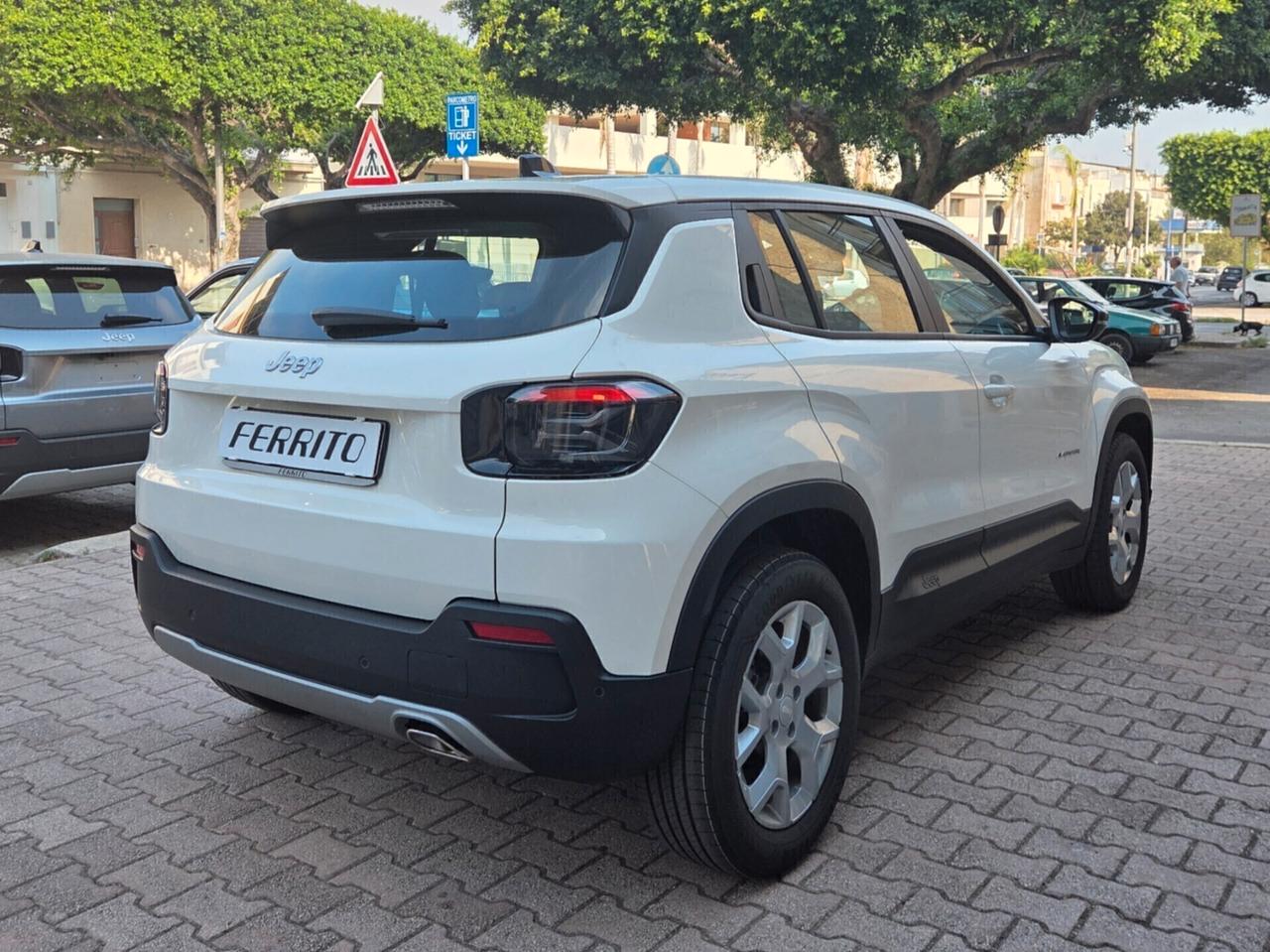 Jeep Avenger 1.2 Turbo ALTITUDE 1.800 km PRIVATA