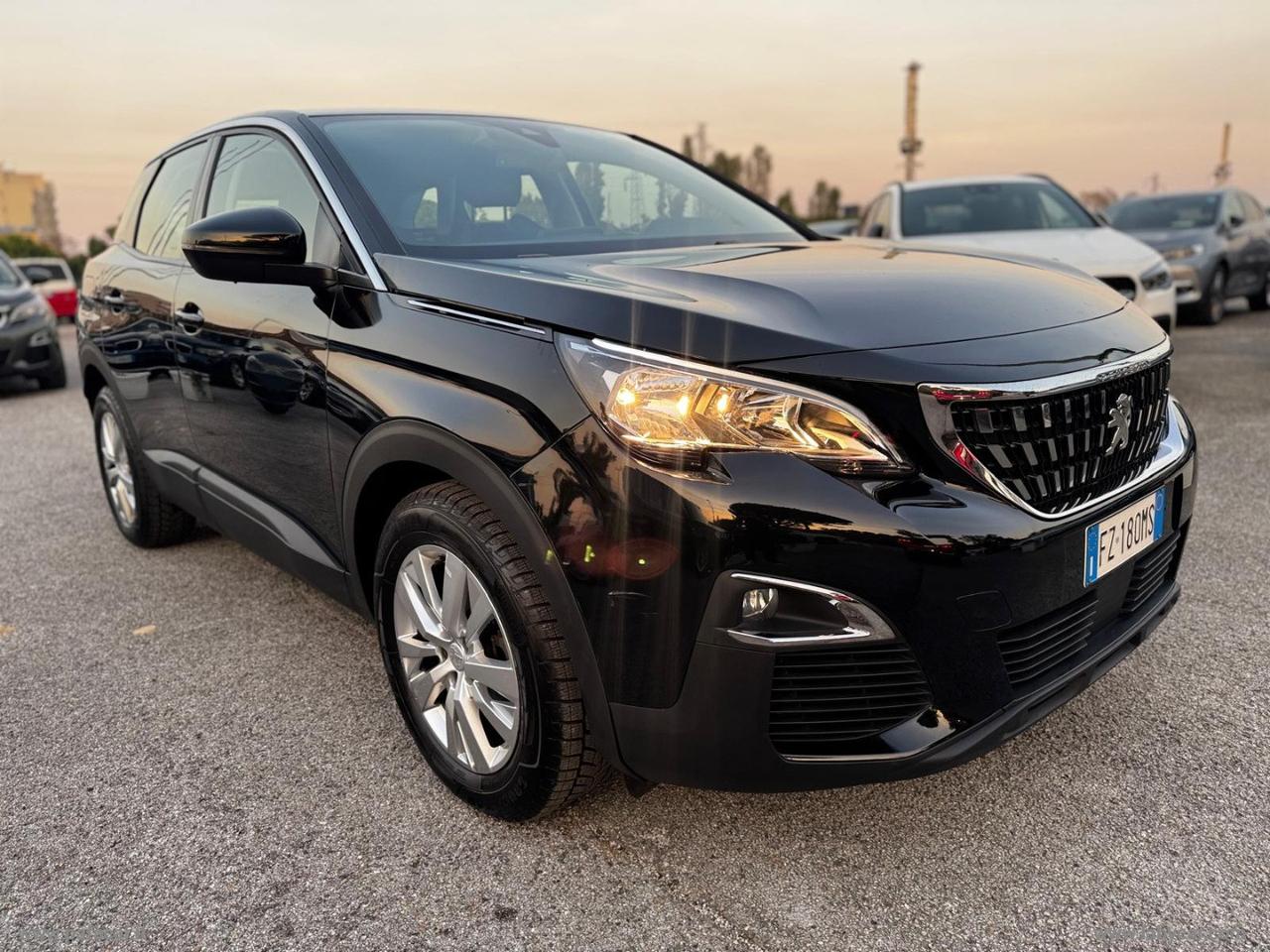 PEUGEOT 3008 BlueHDi 130 S&S Crossway
