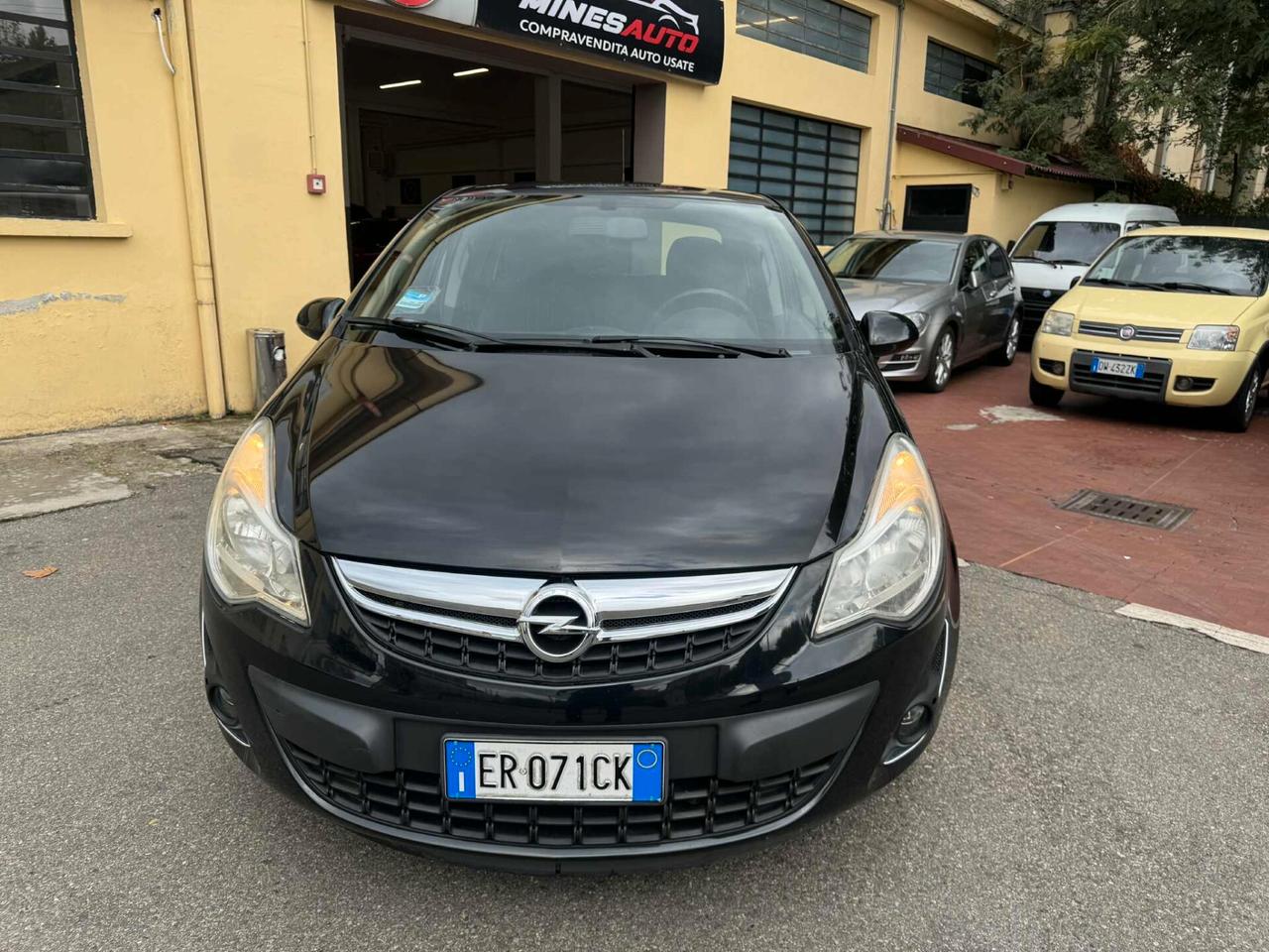 Opel Corsa 2013 GPL 170.000KM NEOPATENTATI