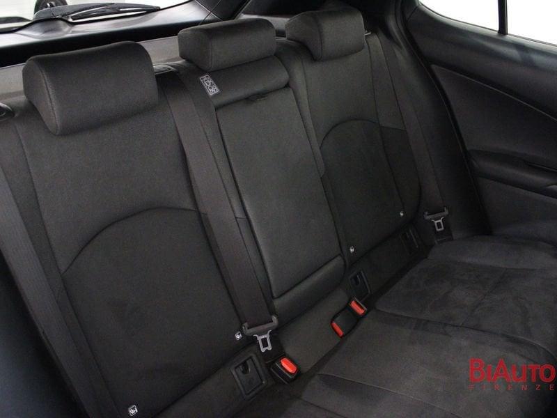Lexus UX UX 250h 2.0 Executive 2wd cvt