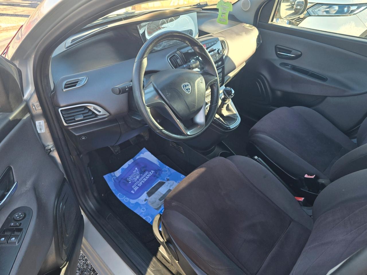 Lancia Ypsilon 1.2 GPL Ecochic Gold 69cv