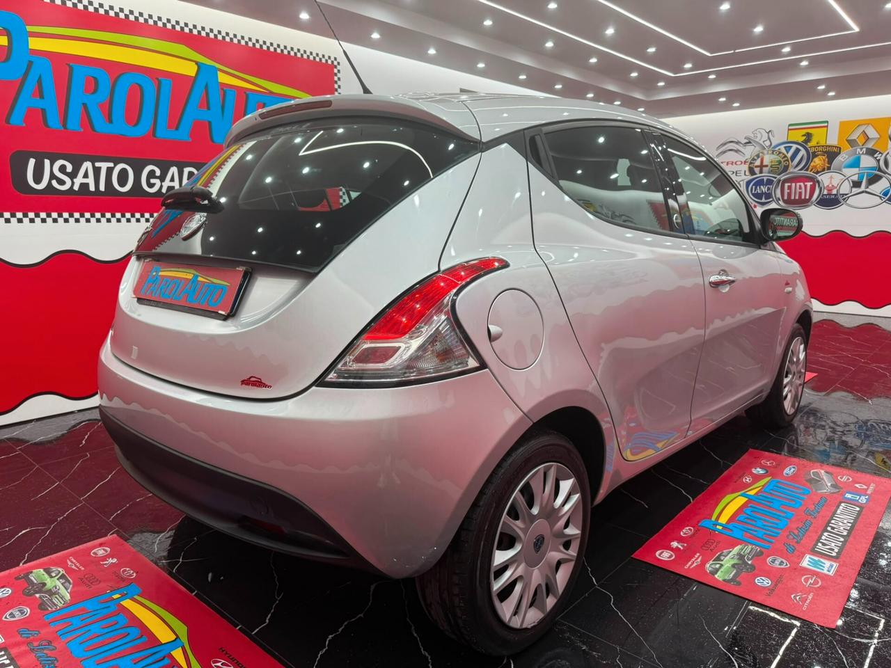 Lancia Ypsilon 1.2 69cv GPL Ecochic - 2012