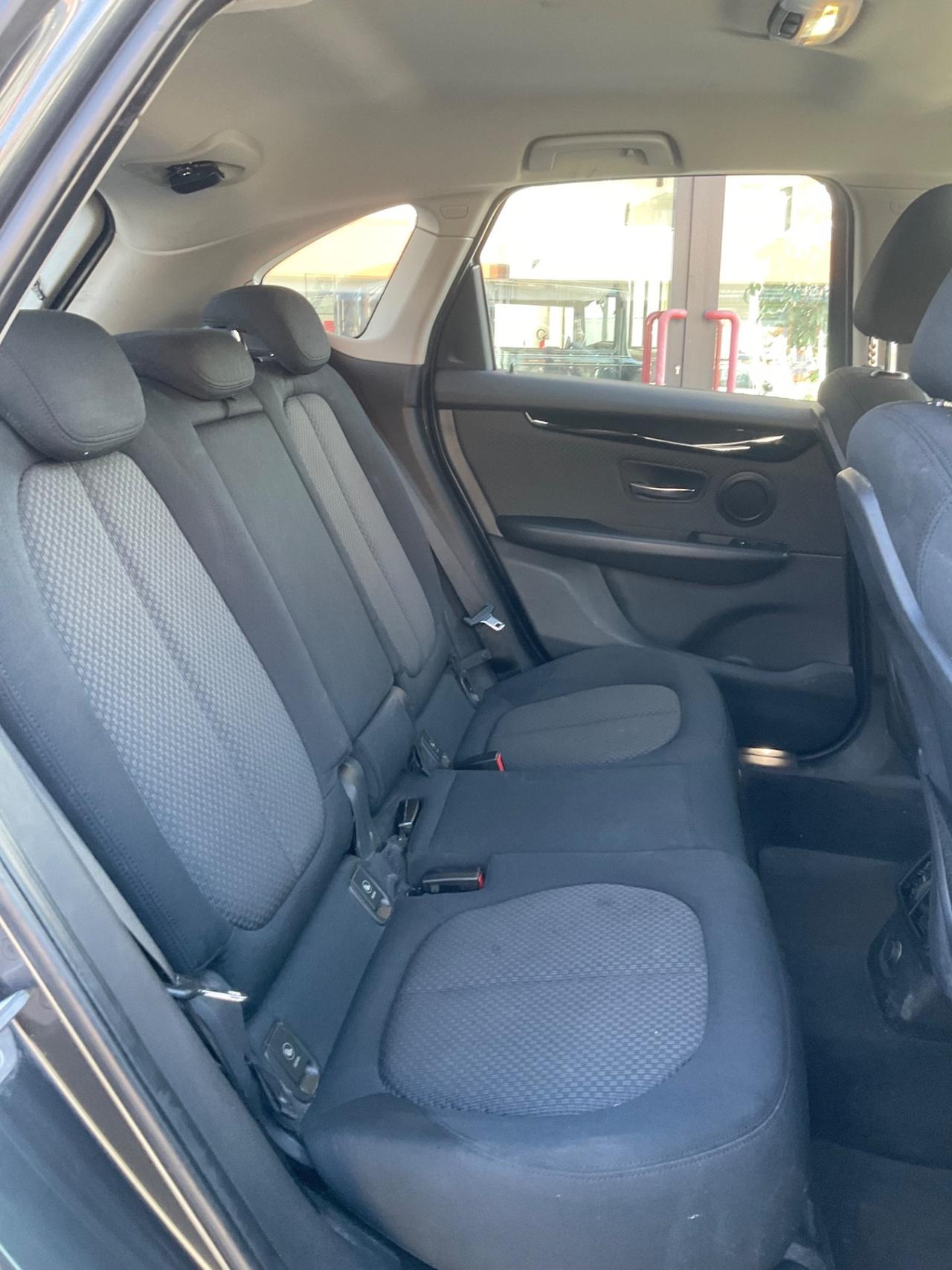 Bmw 2er Active Tourer 218d Luxury