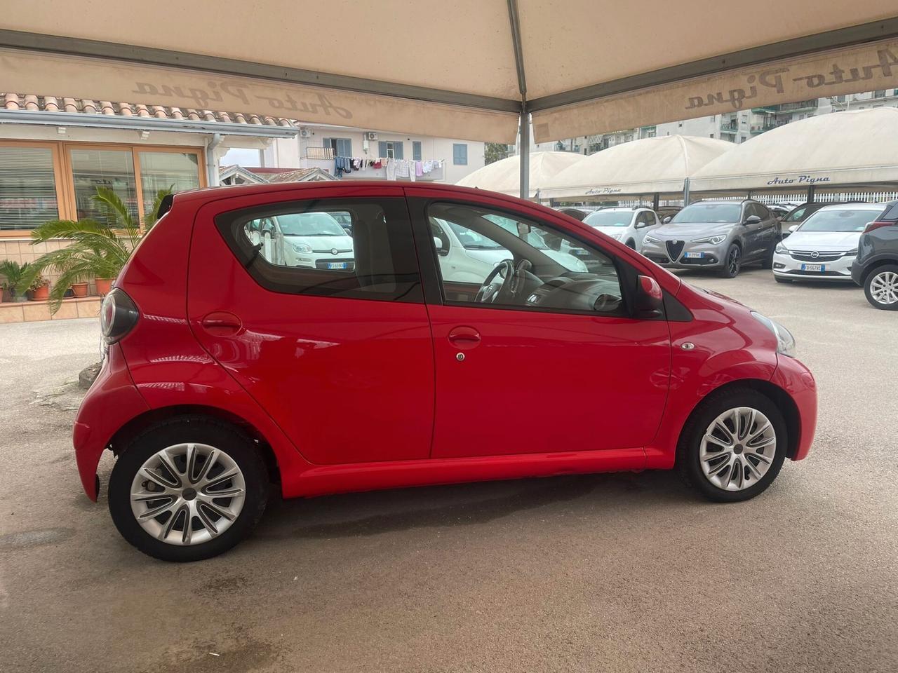 Toyota Aygo 1.0 12V VVT-i 5 porte Tobasco MMT automatica