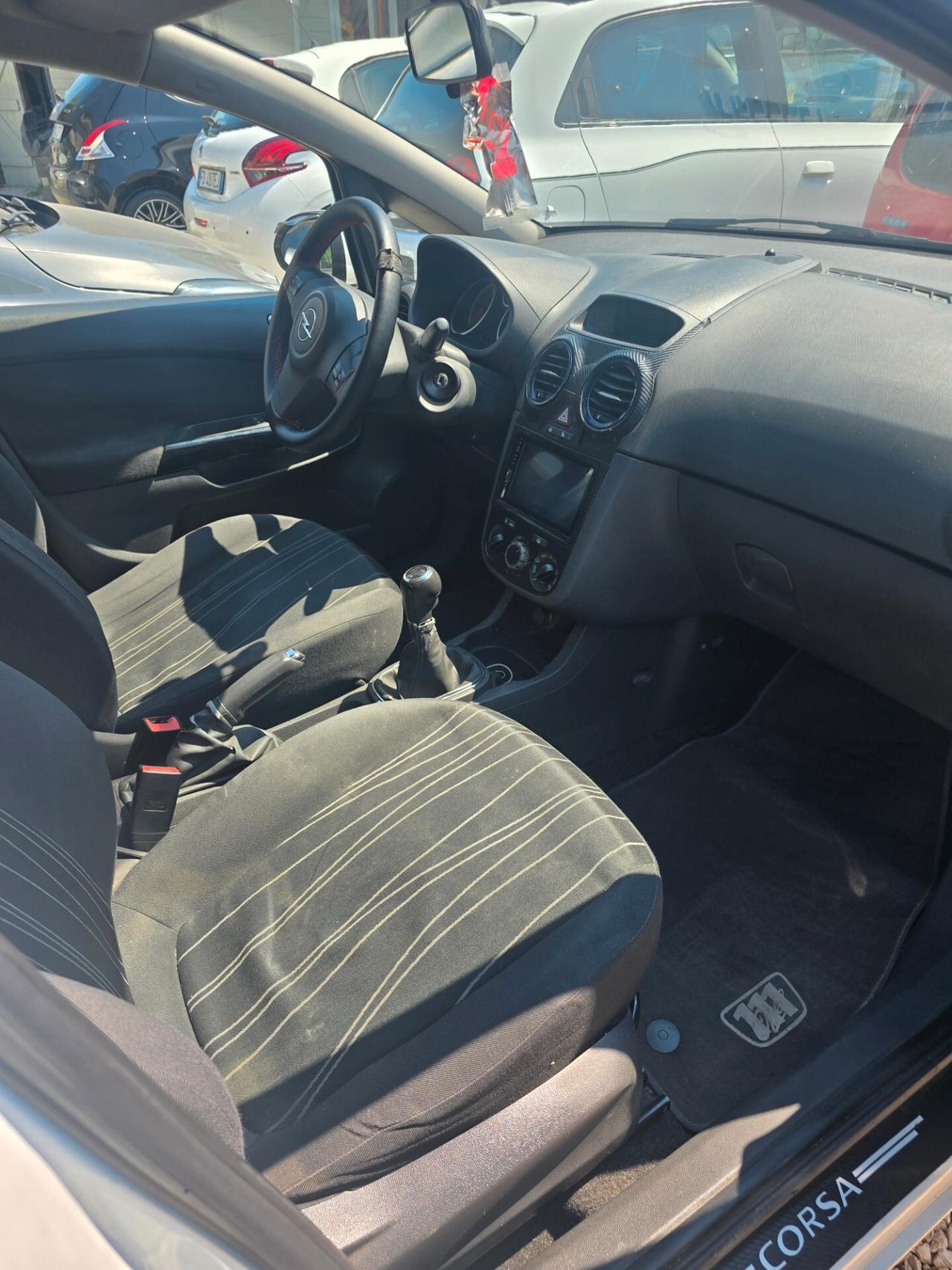 Opel Corsa 1.2 80CV 5 porte GPL-TECH Edition