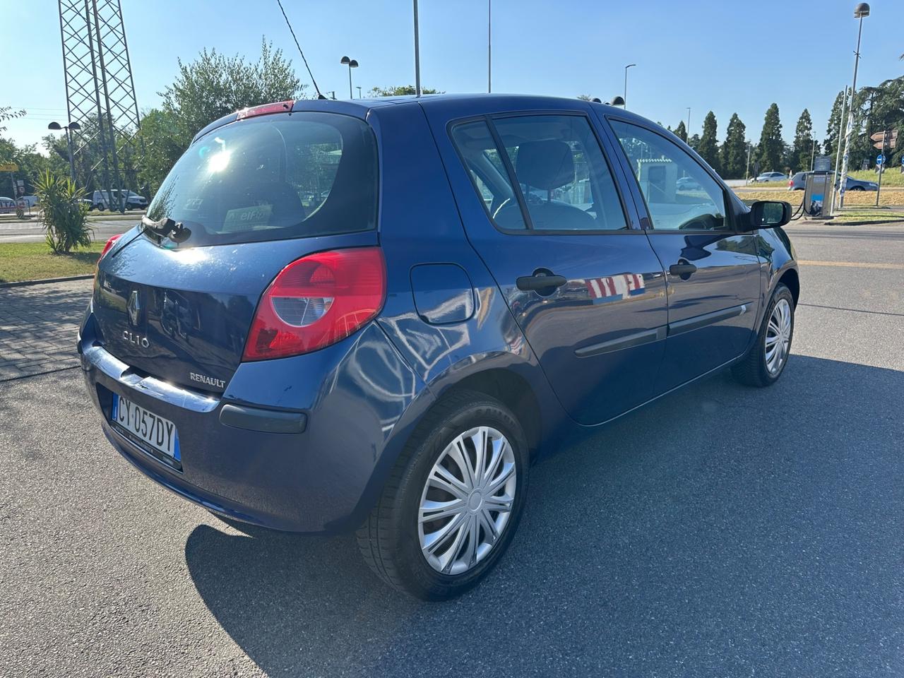 Renault Clio 1.2 16V 5 porte Confort