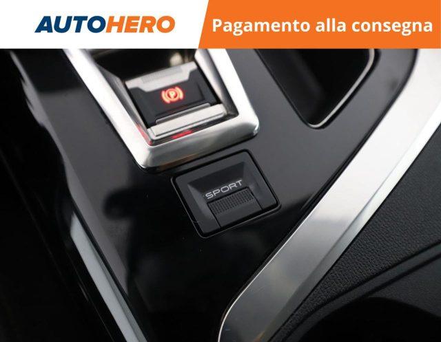 PEUGEOT 3008 BlueHDi 130 S&S EAT8 Business