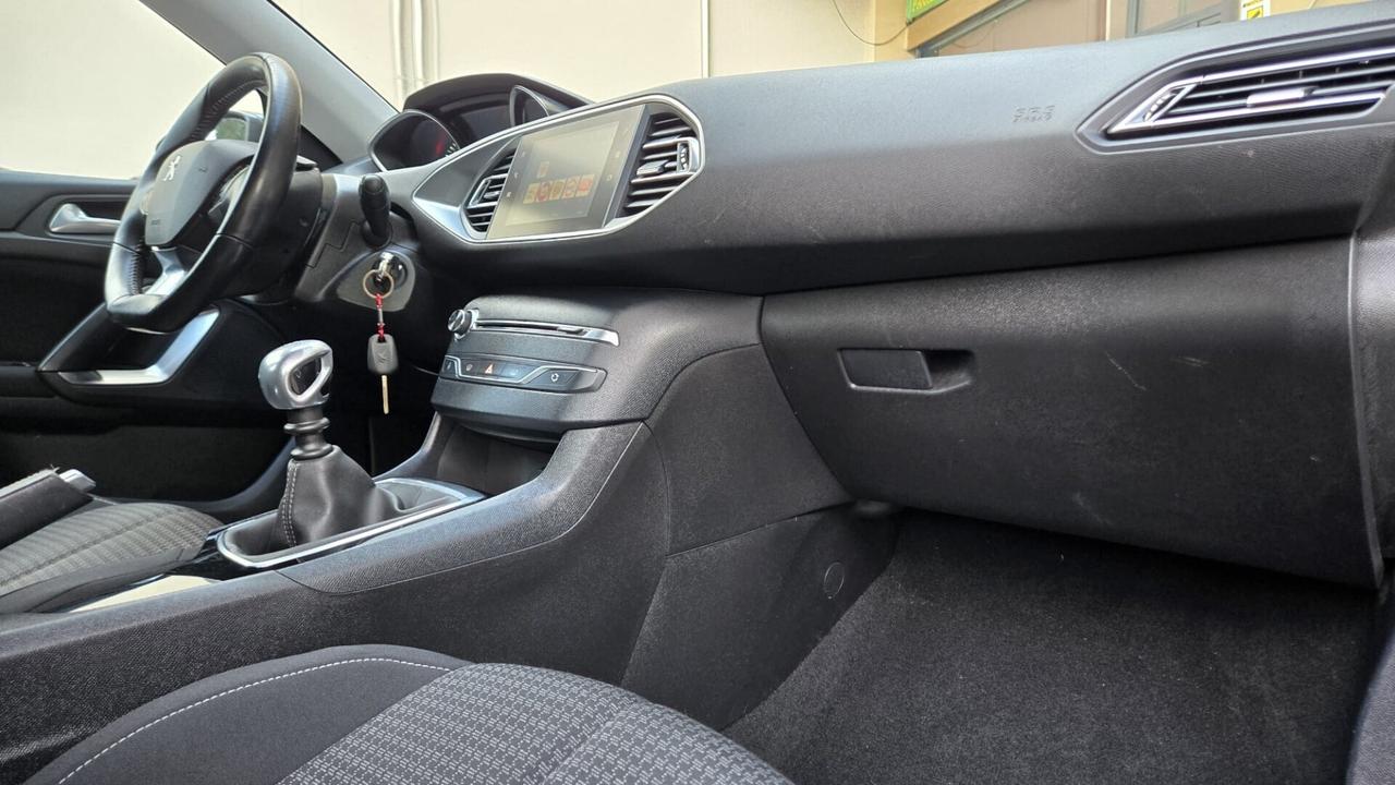 Peugeot 308 BlueHDi 130 S&S SW GT Line