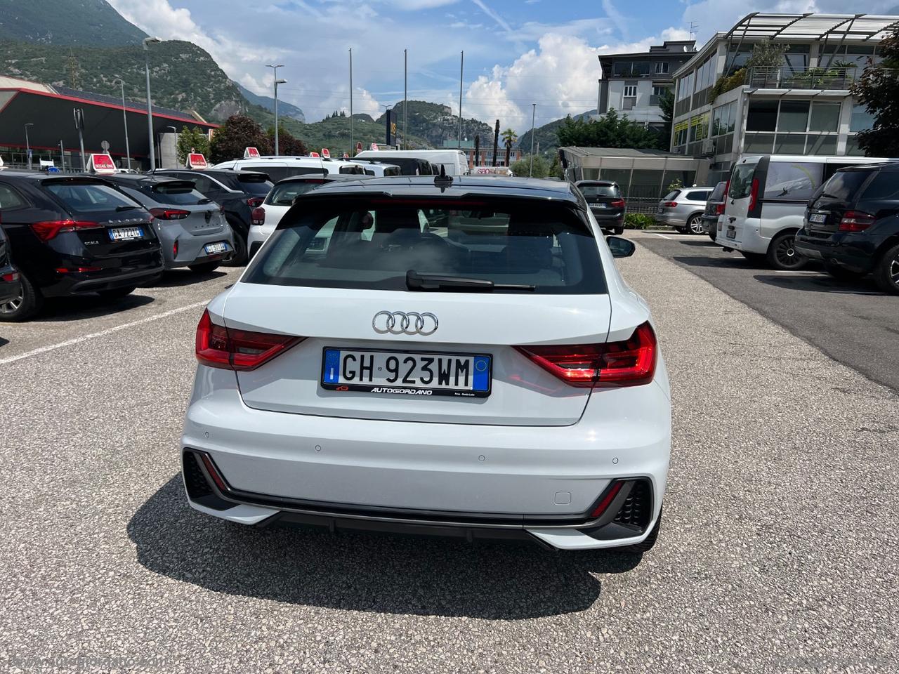 AUDI A1 SPB 30 TFSI S line edition