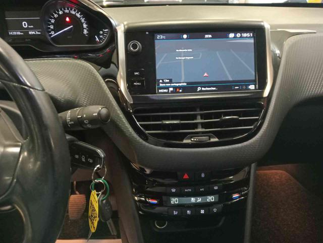PEUGEOT 208 1° serie PureTech 82 5 porte Allure
